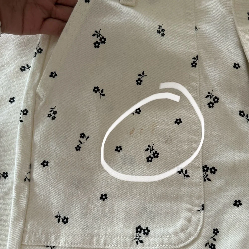 J.CREW Straight Leg Crop White With Flower Design Jeans Size 27T BNWT